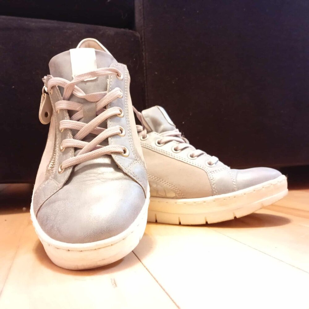 Remonte Grey & Silver Leather Fashion Sneakers | Side Zip | Size 39